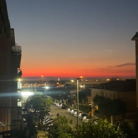Fly - 15 Minutes To Rome Apartment